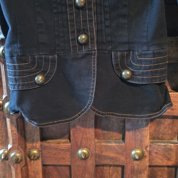 SOLD - Picture 3 of 8